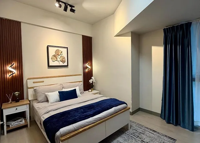 Uptown Luxe 2br I 4bedsi Balcony And Views At Bgc *