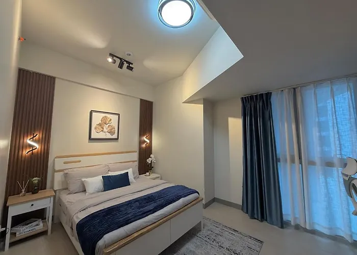 Uptown Luxe 2br I 4bedsi Balcony And Views At Bgc Apartment *