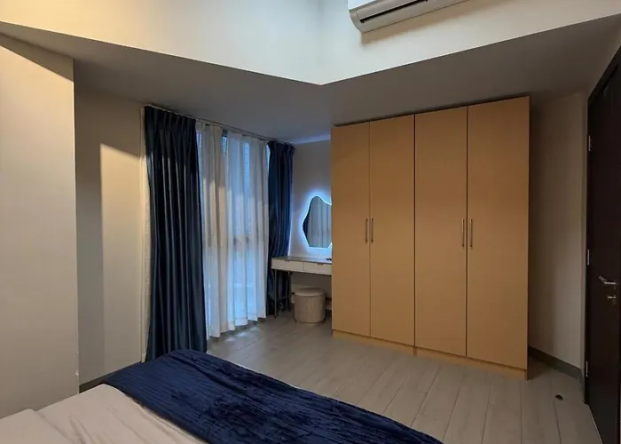 Apartment Uptown Luxe 2br I 4bedsi Balcony And Views At Bgc Manila