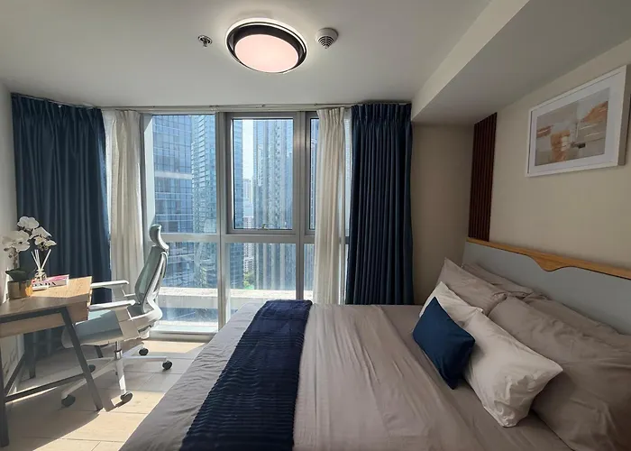 Uptown Luxe 2br I 4bedsi Balcony And Views At Bgc *