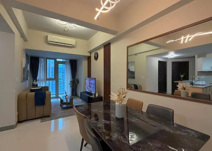 Uptown Luxe 2br I 4bedsi Balcony And Views At Bgc * Manila