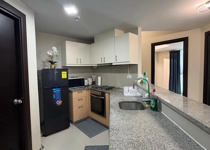 Uptown Luxe 2br I 4bedsi Balcony And Views At Bgc