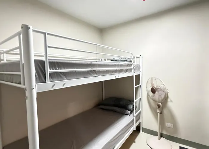 Uptown Luxe 2br I 4bedsi Balcony And Views At Bgc
