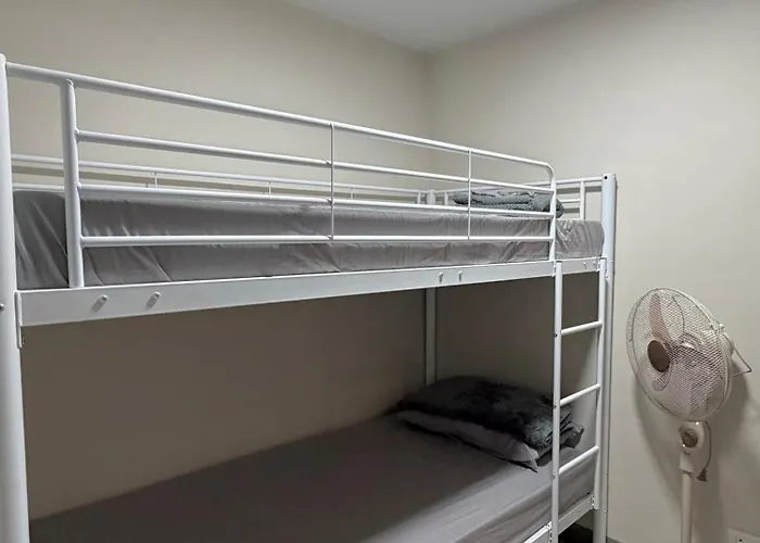 Apartment Uptown Luxe 2br I 4bedsi Balcony And Views At Bgc
